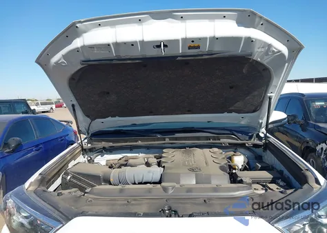 2024 Toyota 4Runner Sr5 Premium z USA, uszkodzony, nr VIN JTEFU5JR4R5309586